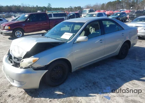 2005 Toyota Camry Le from USA, damaged, VIN 4T1BE30K65U019192